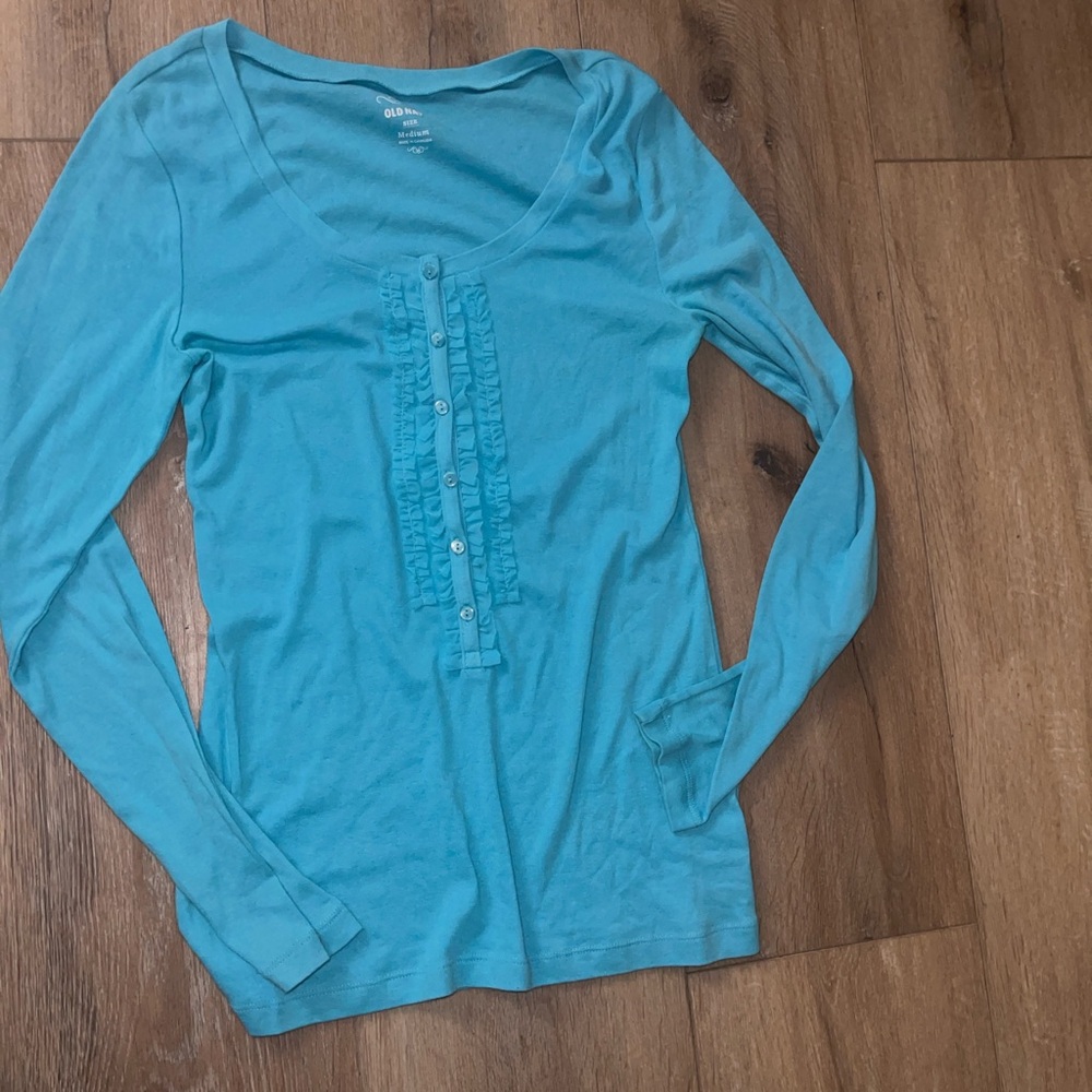 Old navy long sleeve size medium